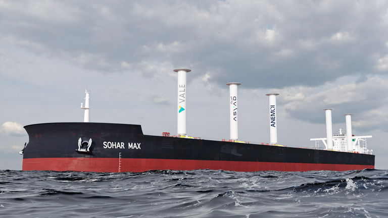 El buque más grande del mundo en usar velas rotativas marca un hito en la lucha contra el cambio climático
