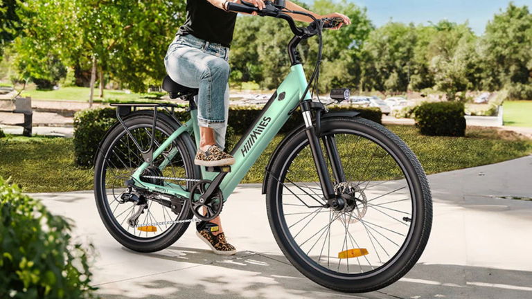 Es la bicicleta eléctrica más vendida en Amazon y está en oferta: cambios Shimano, 600W y 100 km de batería