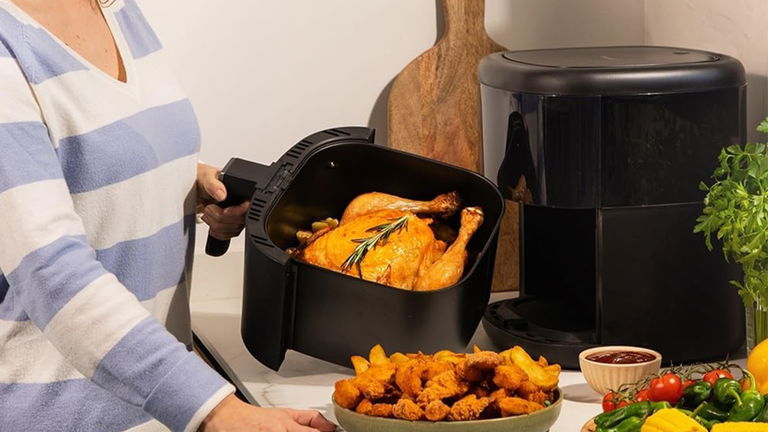 Amazon rebaja el precio de la freidora de aire más vendida: menos de 50 euros para revolucionar tu cocina