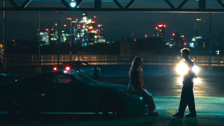 La mezcla entre 'Fast & Furious' y una telenovela que fue 'Culpa Mía' tendrá versión británica. Fecha y vídeo