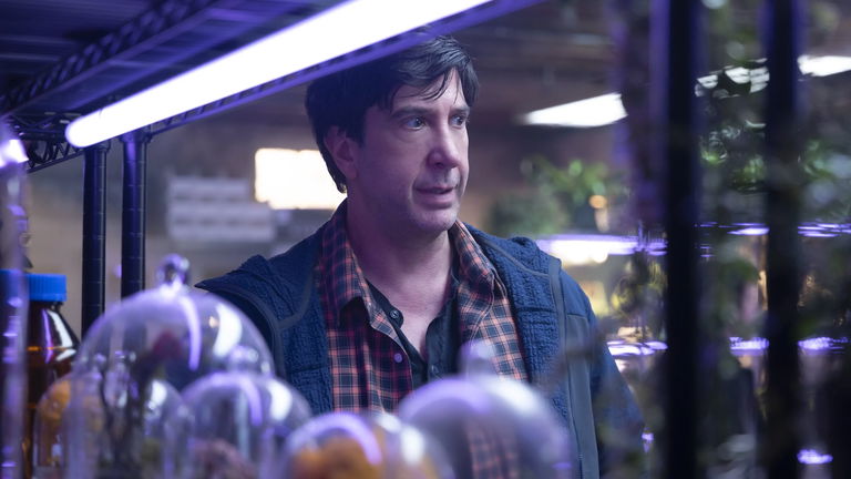 De Central Perk a 'Pesadillas': David Schwimmer protagoniza la nueva serie de terror de Disney+, que llega esta semana junto a más estrenos