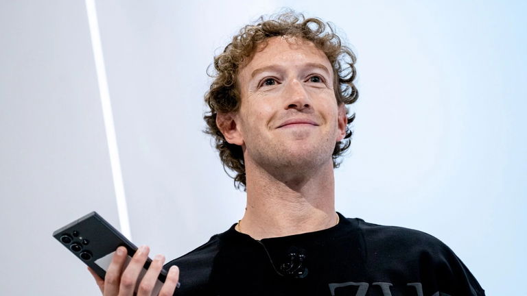 Instagram y Facebook copian las Notas de la comunidad de X
