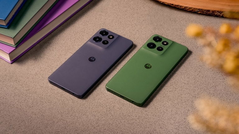 Motorola Moto G (2025) y Moto G Power (2025), oficiales: cuero sintético, audio-jack y un precio irresistible