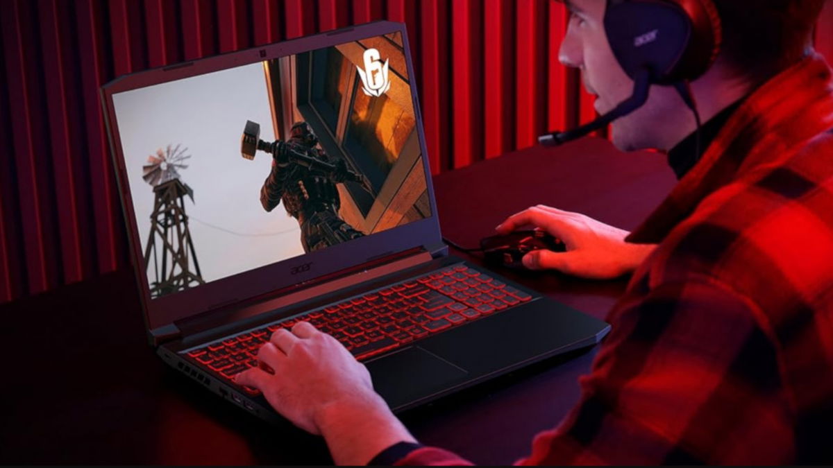 Más de 350 euros de descuento en un portátil gaming con Ryzen 7 8845HS, 1TB SSD y NVIDIA GeForce RTX 4060