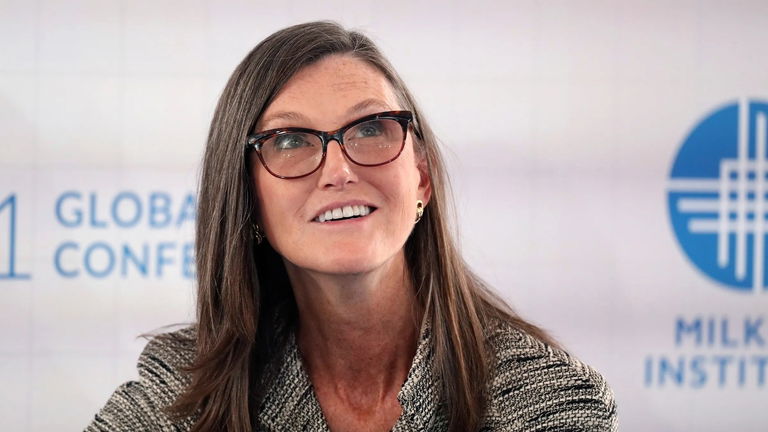 Catherine Wood, fundadora de Ark Invest: “ni los chinos podrán evitar que el Bitcoin llegue a un valor de 1,5 millones”