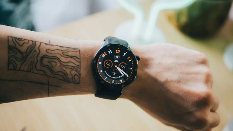 El lanzamiento del OnePlus Watch 3 se retrasa hasta abril de 2025