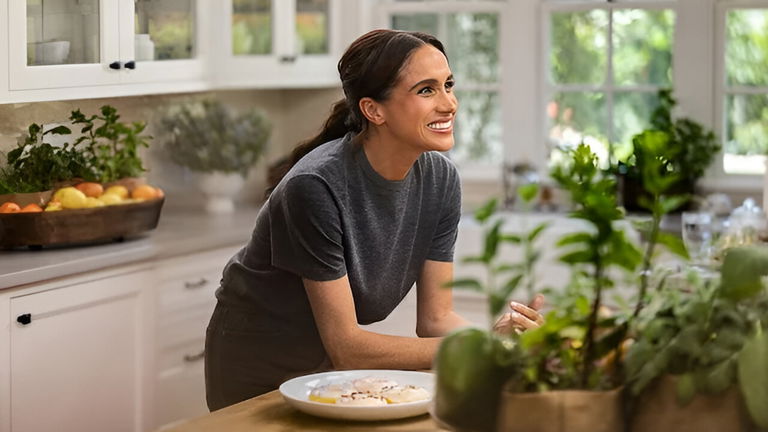 La cocina, el jardín y los invitados de Meghan Markle volverán en la recién confirmada temporada 2 de 'Con amor, Meghan'