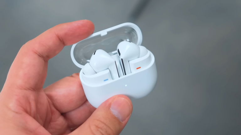 Si tienes un móvil Samsung, son los mejores auriculares que puedes comprar y tienen 100 euros de descuento