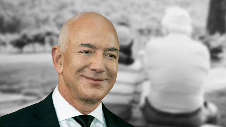 Jeff Bezos, dueño de Amazon, y la lección vital que le dio su abuelo: "Algún día entenderás que es más difícil ser bueno que listo"