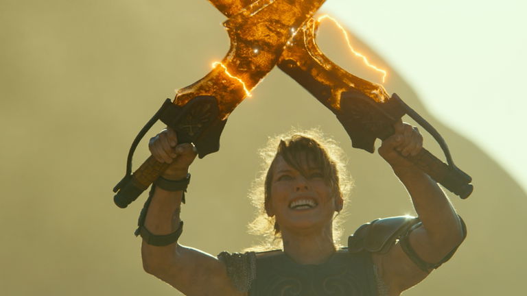 La recordaba peor y desde luego no hay mejor momento para ver esta cinta de acción de Paul W.S. Anderson con Milla Jovovich