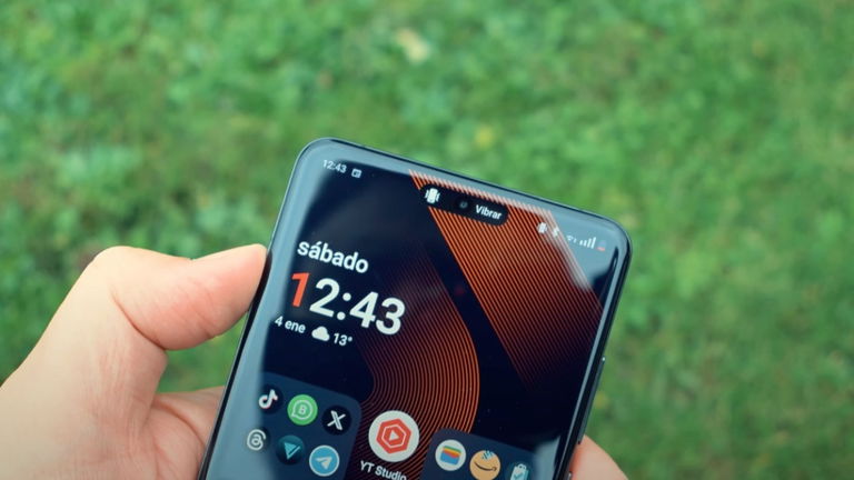 Por menos de 600 euros no hay mejor smartphone: Snapdragon 8 Elite, carga de 100 W y gama alta premium