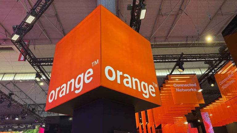 Si eres cliente de Orange este mega-descuento es para ti: fibra, móvil, fijo y todo el fútbol a precios de OMV