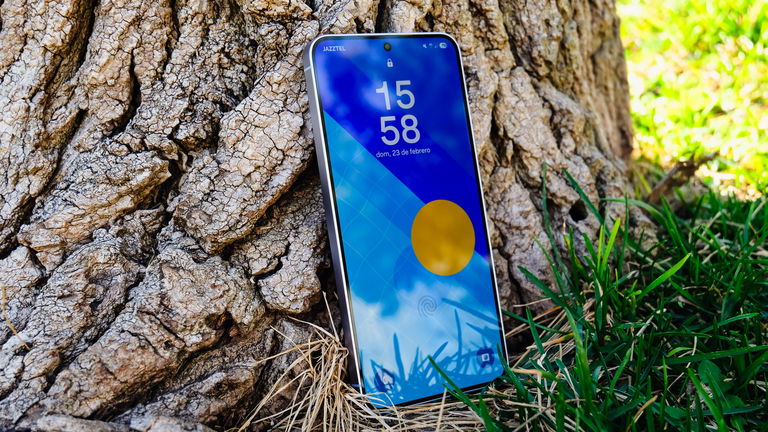El Samsung Galaxy que te dura hasta 2032 hunde su precio: potente, compacto y con cámara increíble