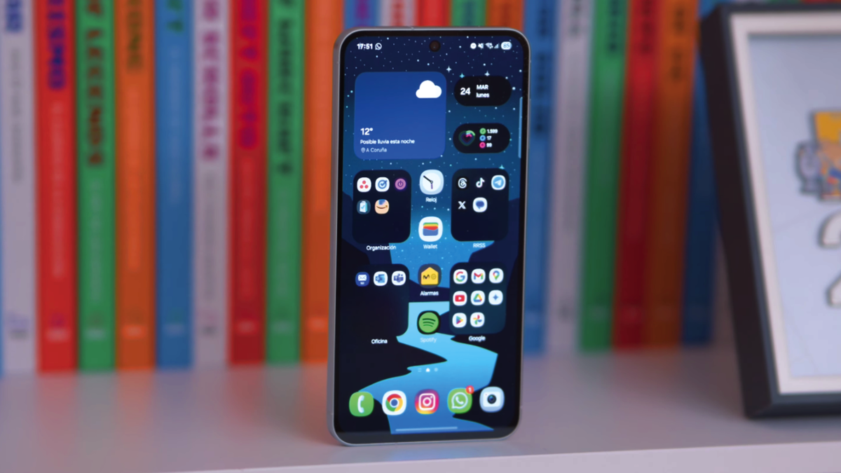 El móvil estrella de Samsung en la gama media ya hunde su precio: gran pantalla, potencia y 6 años de soporte