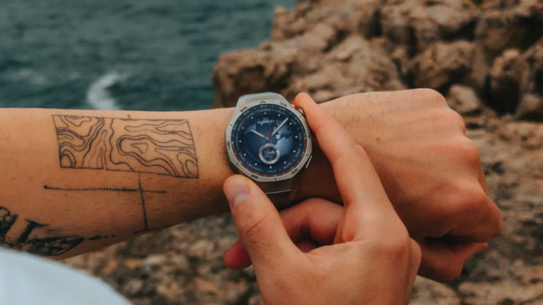 Nos parece el smartwatch más premium de 2024 y tiene un descuento histórico: calidad top por 150 euros menos