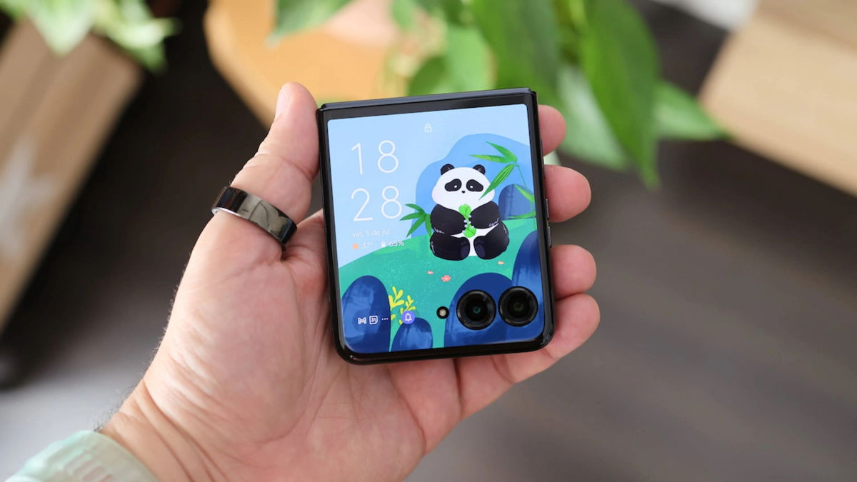 Este móvil plegable con Snapdragon 8s Gen 3, 12 GB de RAM y cámara de 50 MP tiene 500 euros de rebaja