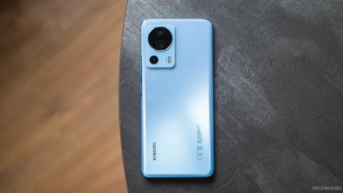 El truco oculto de los móviles Xiaomi que pocos conocen: un "botón" trasero que es más útil de lo que crees