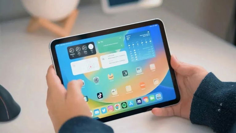 El iPad de entrada de Apple está de oferta y baja de las nubes hasta los 300 euros