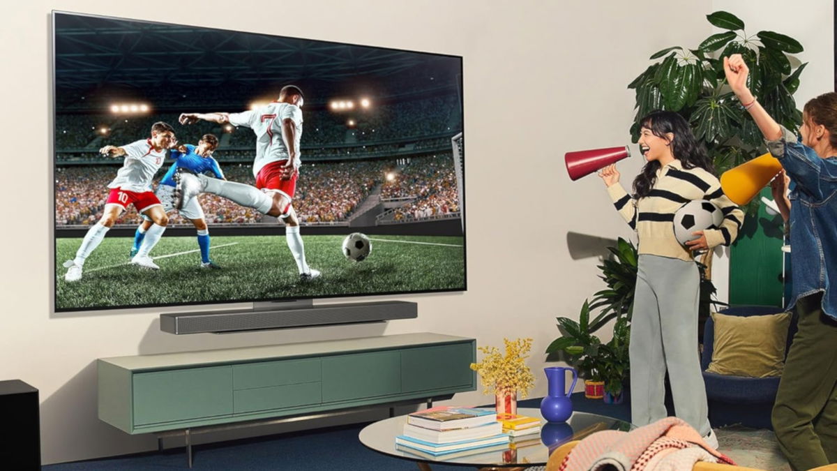 La LG OLED evo perfecta para gozar (o sufrir) El Clásico se desploma a su precio mínimo histórico