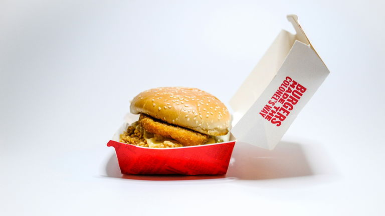 La dieta basada en comida basura te está volviendo más tonto, y es algo sorprendente