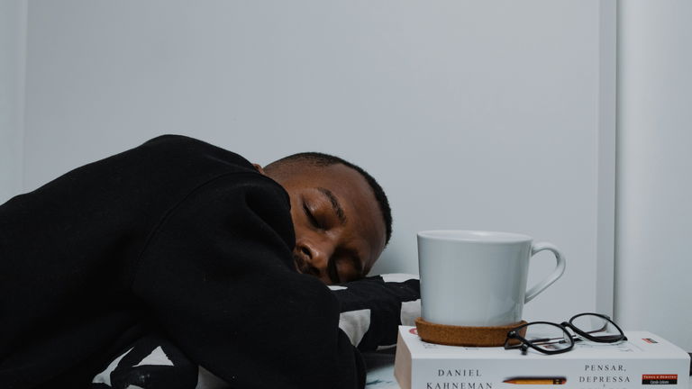 Un nuevo estudio determina que tres noches durmiendo mal son suficientes para hacer sufrir a tu corazón
