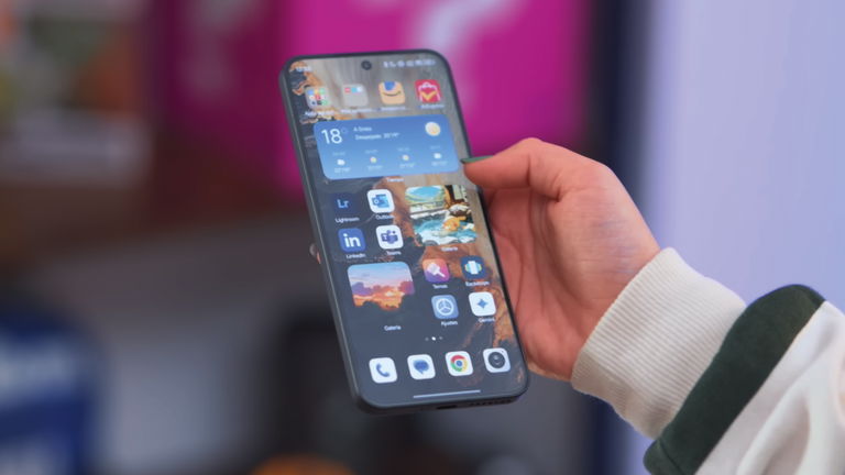 Si buscas un móvil de gama alta compacto, este Xiaomi tiene excelente calidad y hasta 340 euros de descuento
