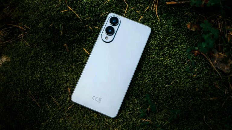 Es el nuevo gama alta de Samsung y ya tiene 195 euros de descuento: Snapdragon 8 Lite y un diseño único