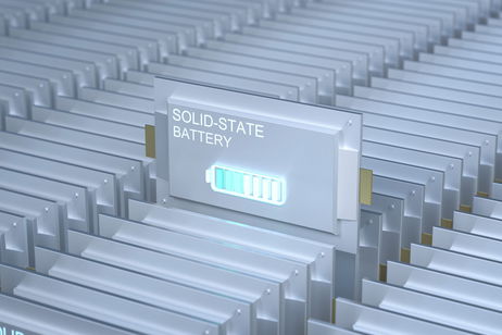 Qué son las baterías de estado sólido y por qué prometen revolucionar la autonomía de los coches eléctricos