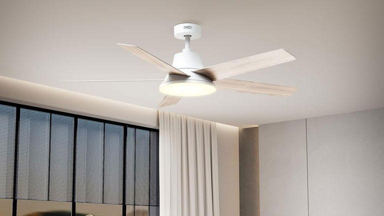 Siempre listo para el frescor: este ventilador de techo inteligente tiene temporizador y Alexa incorporado
