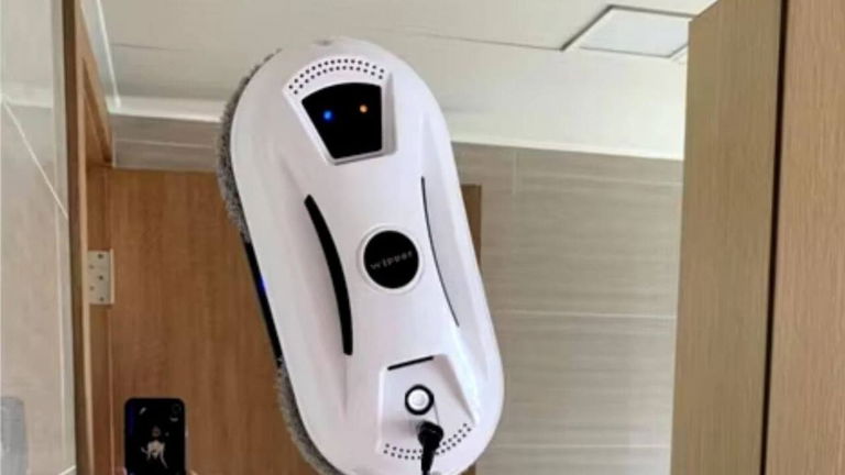 Todo el mundo está comprando este robot limpiacristales de AliExpress: solo cuesta 50 euros y puede ahorrarte mucho tiempo