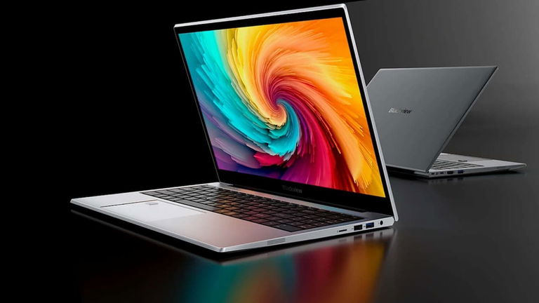 16 GB de RAM, pantalla de 15,6 pulgadas y SSD de 512 GB: por 200 euros este portátil es ideal para estudiantes