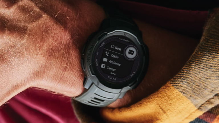 Es el reloj inteligente deportivo más vendido en Amazon y tiene ofertón: más de 220 euros de descuento