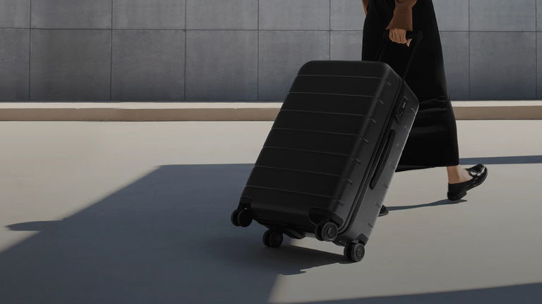 Ni Samsonite ni American Tourister: Xiaomi tiene una maleta para viajar sin facturar que no cuesta ni 60 euros