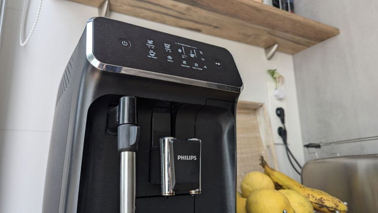 No me arrepiento de haberla comprado, y hoy esta cafetera superautomática cuesta solo 279 euros