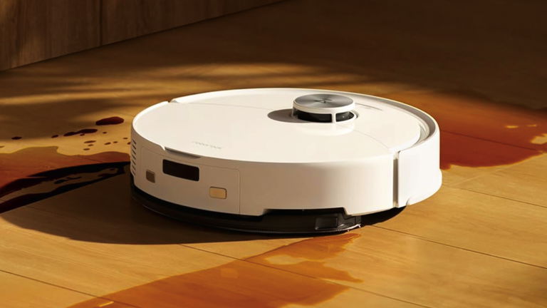 Olvídate de limpiar el suelo: precio mínimo histórico para este robot aspirador potente y muy inteligente