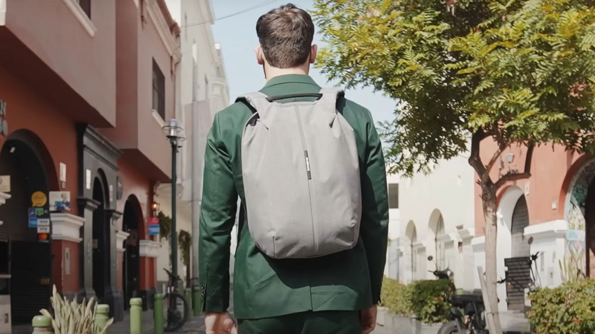 La mochila antirrobo, ideal para llevar tu portátil seguro,...