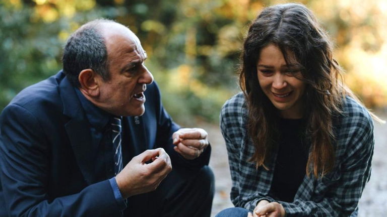 No podrás dejar de ver este thriller español con crímenes y misterio: tiene 6 episodios y está disponible en streaming