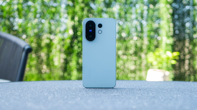 vivo X200 FE, análisis: la mini-bestia con 6500 mAh de batería que planta cara a los grandes