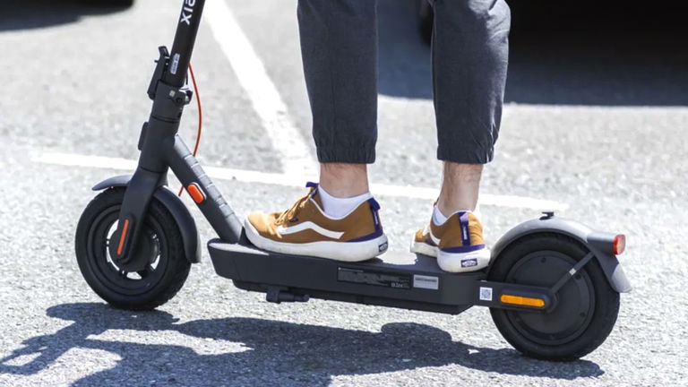 1000W de potencia, 60 km de batería y gran descuento en un patinete Xiaomi que nos parece bestial