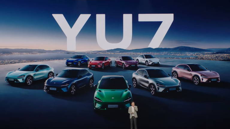 Xiaomi arrasa con Tesla: la marca de móviles ya vende más coches que la de Elon Musk