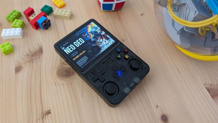 La mini-consola portátil que todo el mundo está comprando en AliExpress vuelve a estar a precio de derribo por tiempo limitado