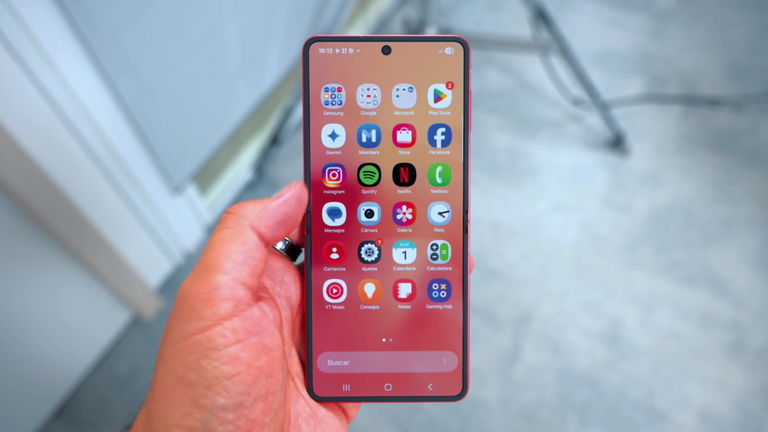 La nueva joya de Samsung lleva horas a la venta y ya está en oferta: 512 GB, alta potencia y Android 16