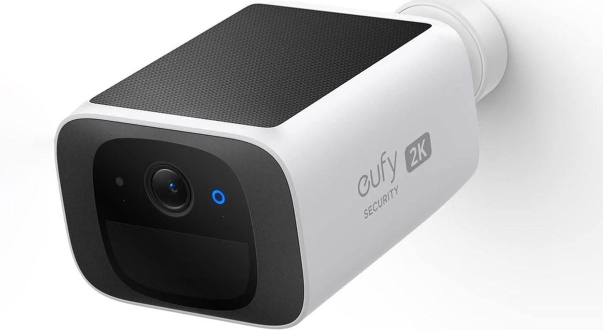 Esta elegante cámara minimalista con carga solar cae en picado en el Amazon Prime Day