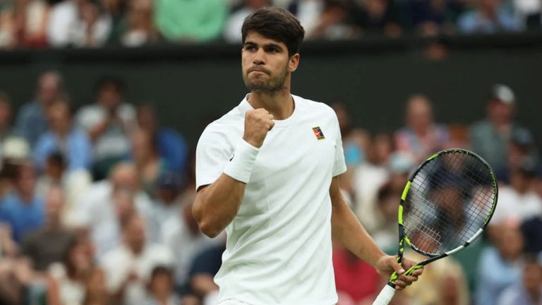 Carlos Alcaraz ya está en semifinales de Wimbledon y puedes verlo en Movistar Plus+