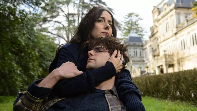 No podrás dejar de ver este thriller español con crímenes y secretos: tiene 6 episodios y está disponible en streaming