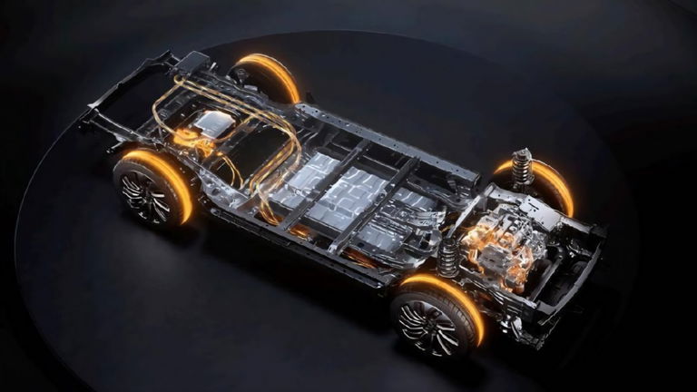Así es el motor '7 en 1' de Huawei: una bestia de la eficiencia que esconde un sistema de 'backup' para que nunca te quedes tirado