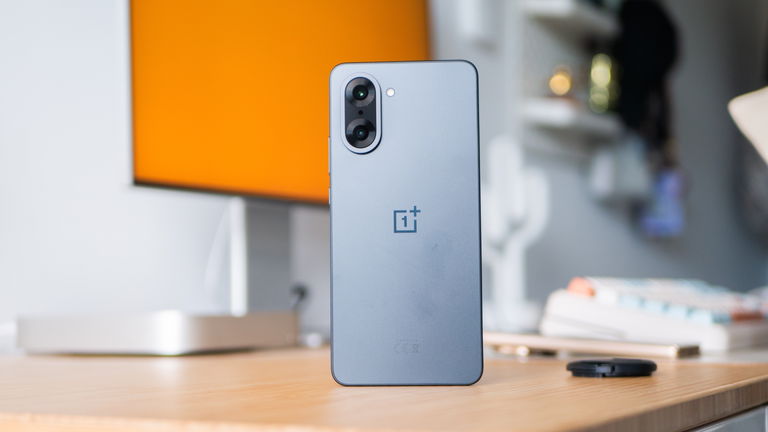 OnePlus Nord CE5, análisis: un teléfono que aprueba en todo, pero no saca nota en nada