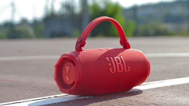 Lo he probado y este altavoz es la ganga del año: potente, batería de larga duración y resistente