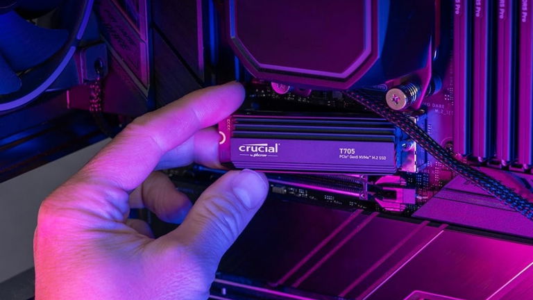 El SSD más rápido del mercado (o casi) se desploma un 35% con 4TB de capacidad y disipador incluido