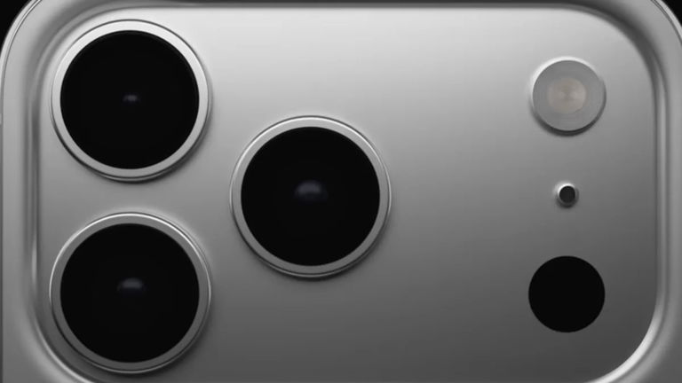 Después de haber sido demandado por Apple, el filtrador Jon Prosser vuelve a la carga con nuevos renders del iPhone 17